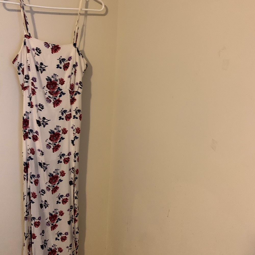 Forever21 Ivory Floral Double Slit Maxi Dress